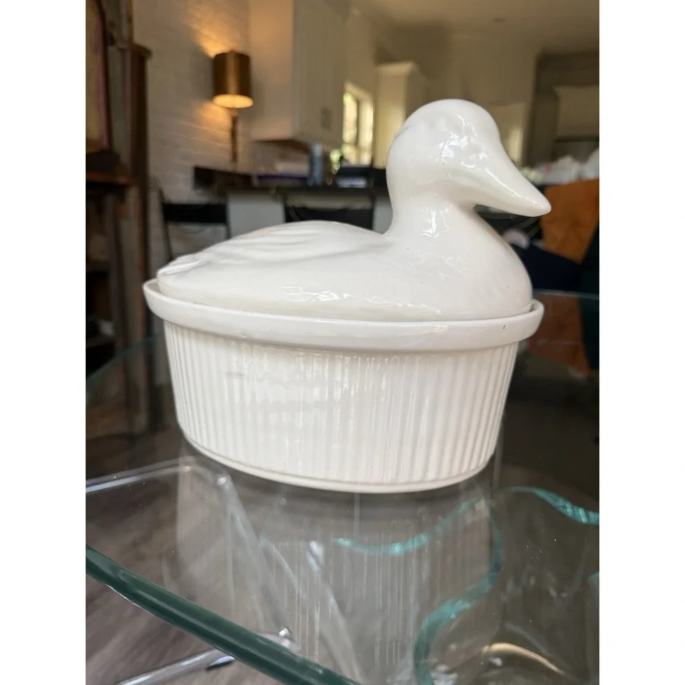 Vintage‎ French Chef Gourmet Cookware Duck on Basket Nest Covered Casserole Dish